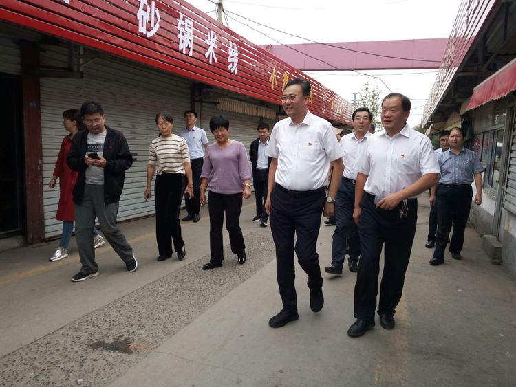 周村区人民政府 图片新闻 区委书记沙向东组织召开迎