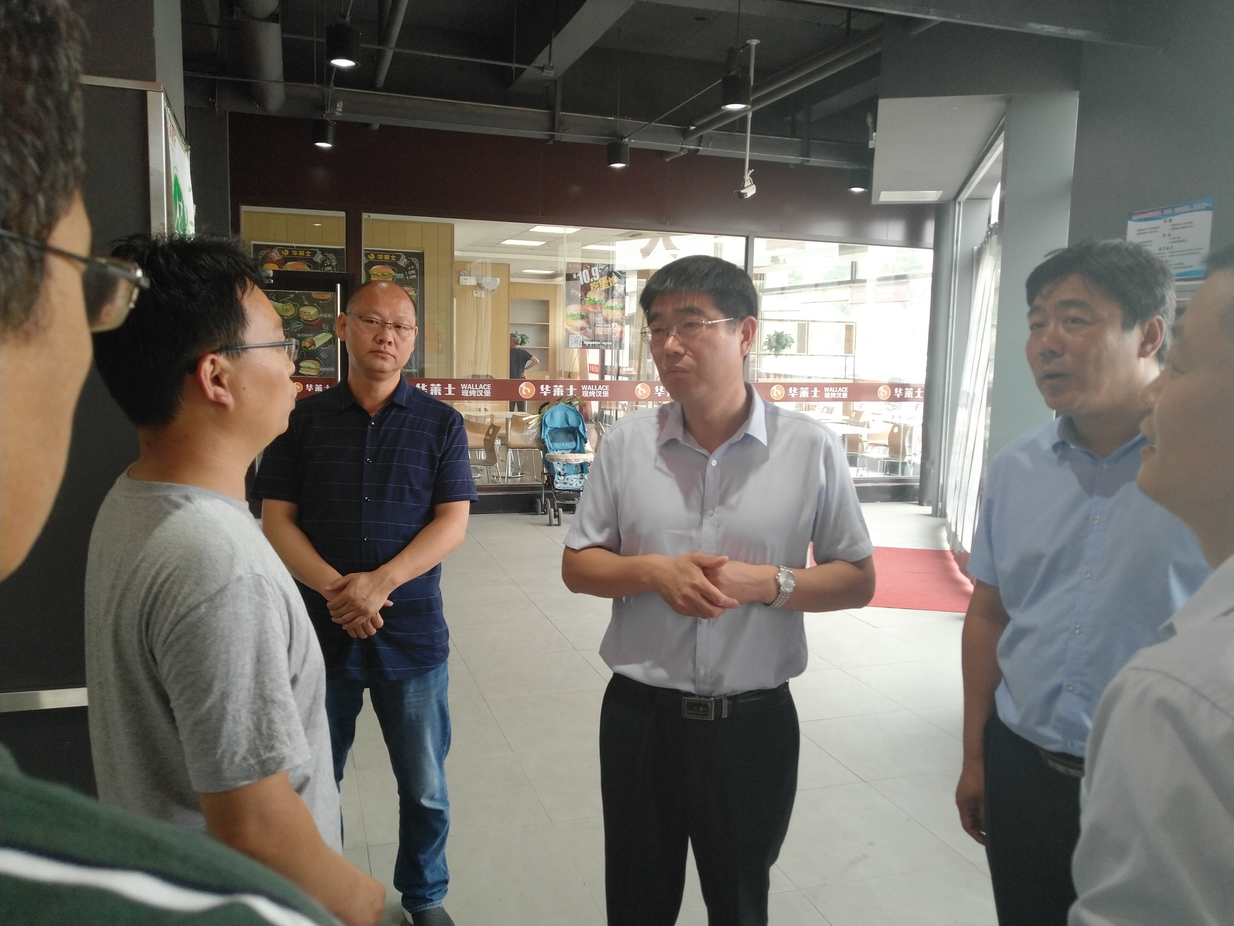周村区人民政府 部门动态 区政府副区长解金章带队生.